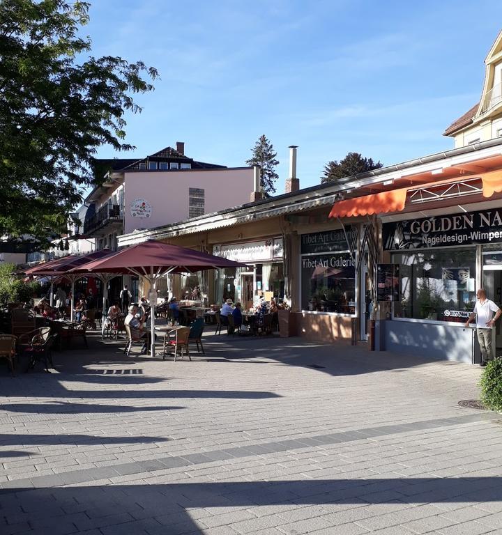 Eis Cafe Am Rosengarten